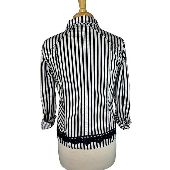 CHICOS Blue White Stripe Sateen Cotton Crochet Jacket Size Small (0) Gold Button - Picture 3 of 11